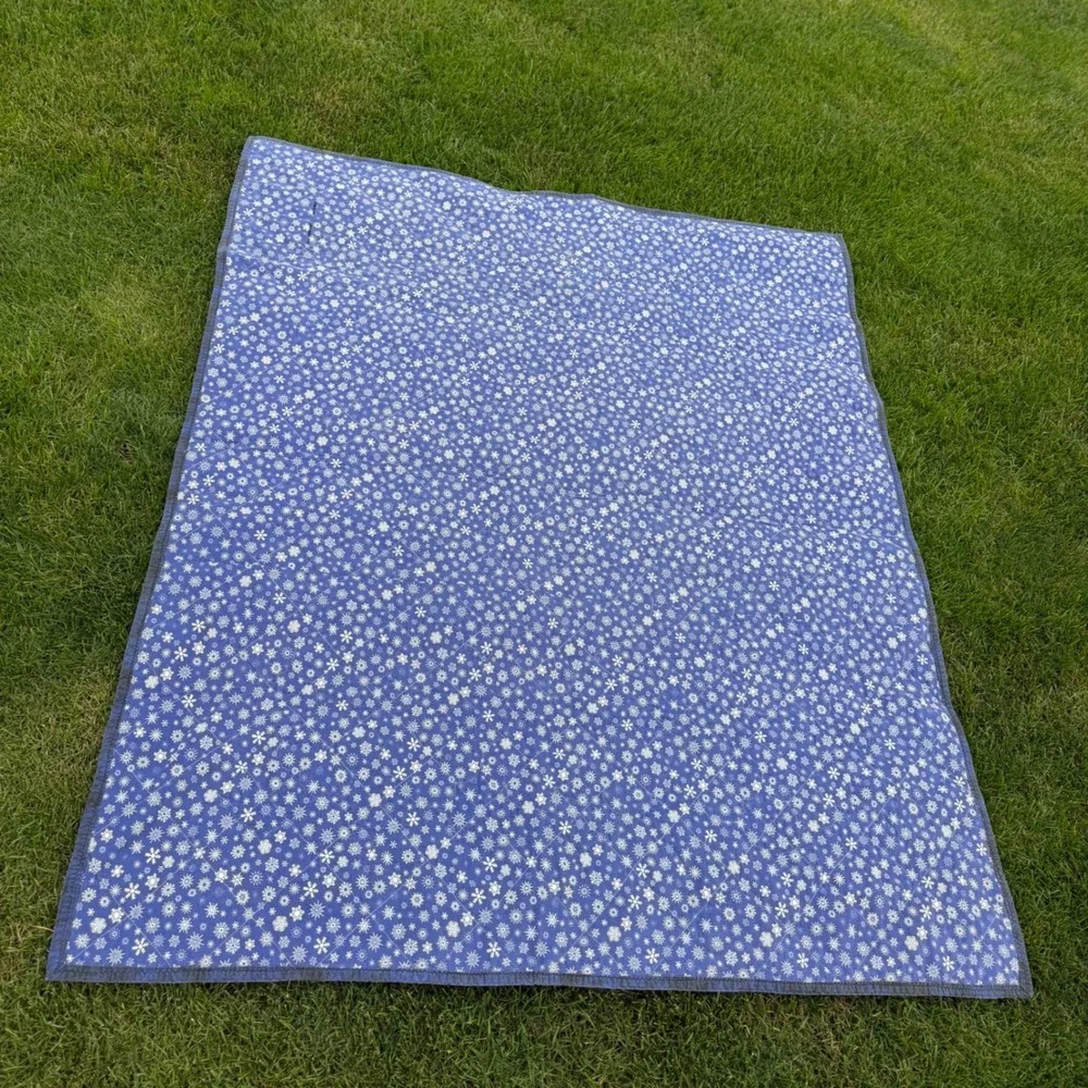 A+ Handmade Patchwork Quilt Blue Snowflake Cathedral Window Star 2003 62x48